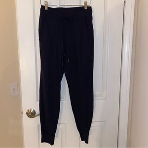 Lu Lulu lemon jogger sweats